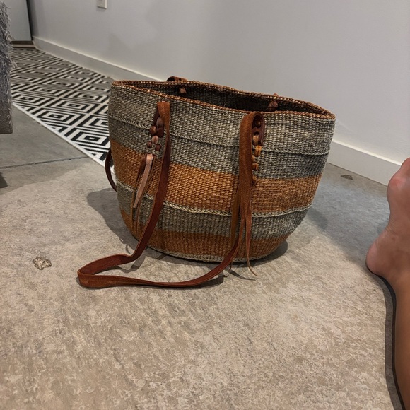 Handwoven Sisal Multicolor Tote Bag - Picture 2 of 11